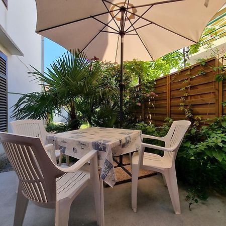 Apartment Vesna With Terrace Башка Экстерьер фото