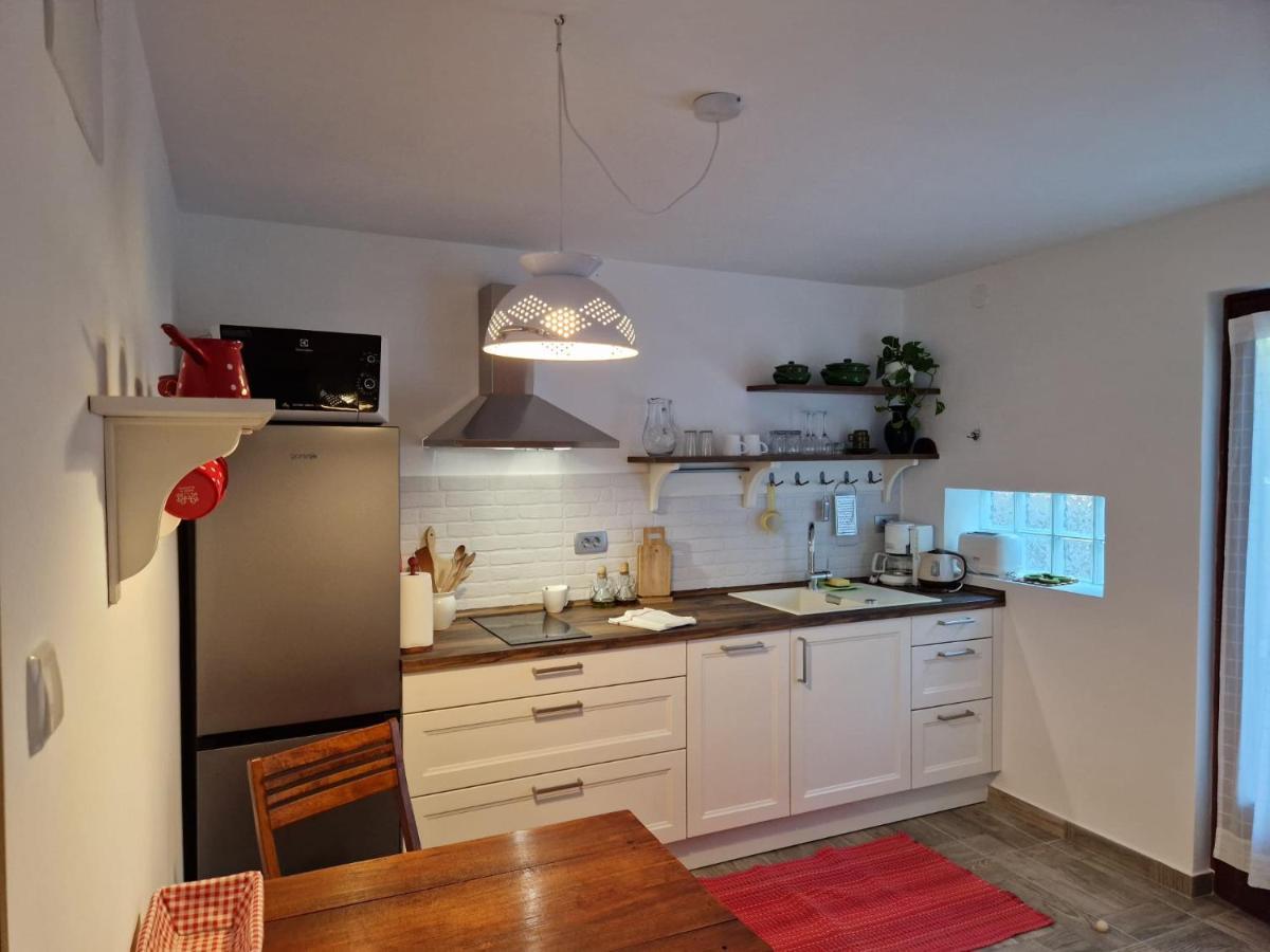 Apartment Vesna With Terrace Башка Экстерьер фото