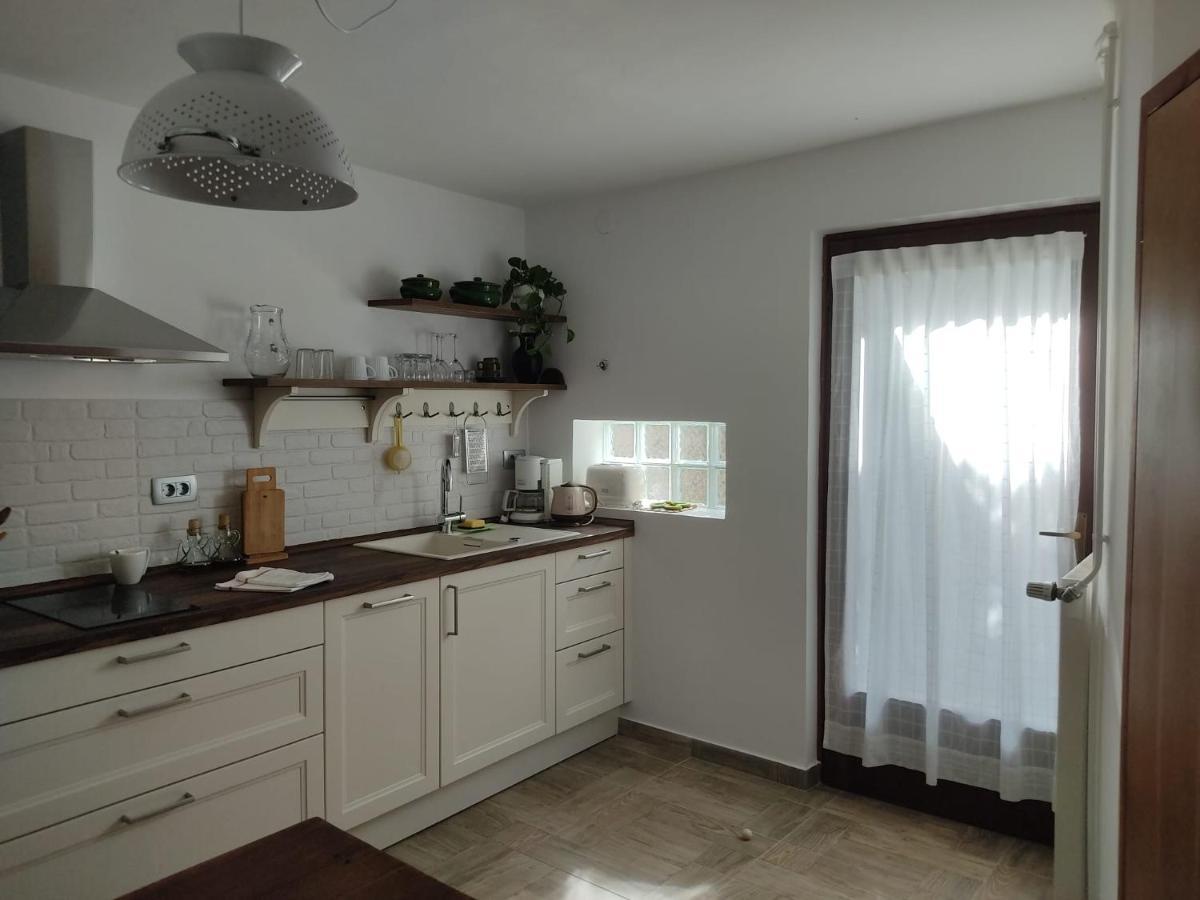Apartment Vesna With Terrace Башка Экстерьер фото